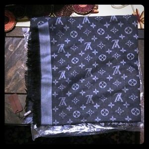 Louis Vuitton Scarf